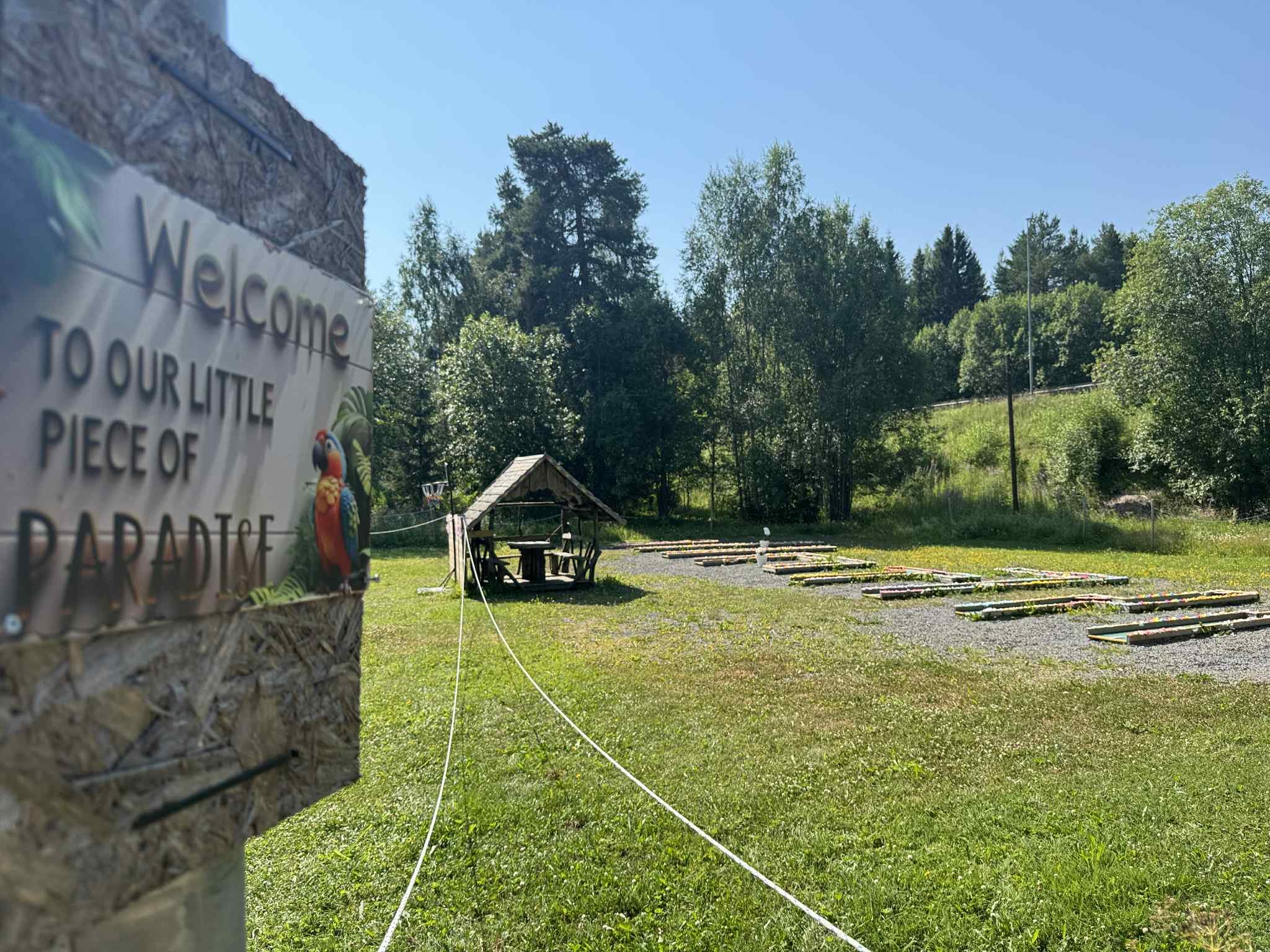 Lits Camping, Stugby och Kanot